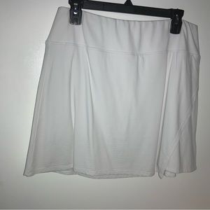 Ibkul skort size large
